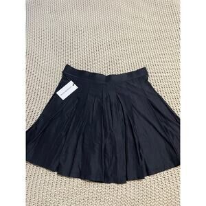 WeWoreWhat Womens NWT Black Pleated Tennis Skirt Size L shorts built in